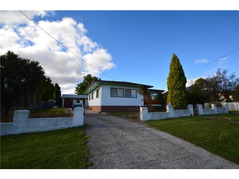 16 Wolfram Street, Stanthorpe QLD 4380