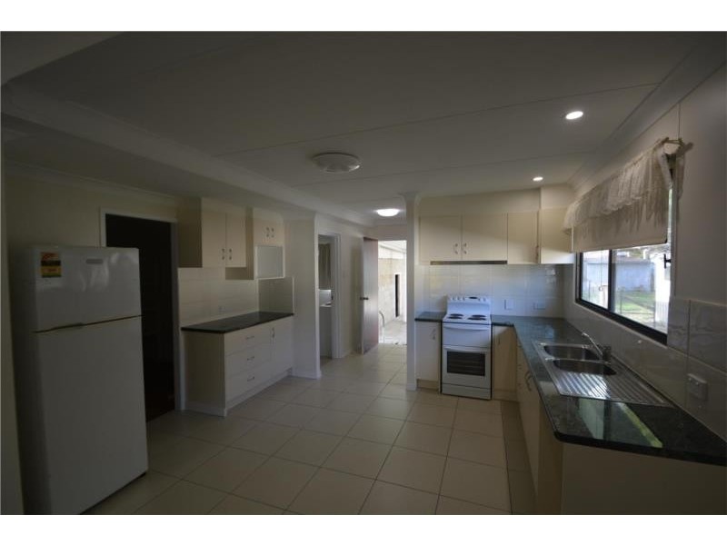 16 Wolfram Street, Stanthorpe QLD 4380