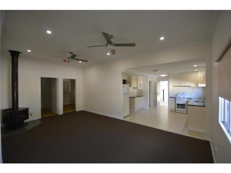 16 Wolfram Street, Stanthorpe QLD 4380