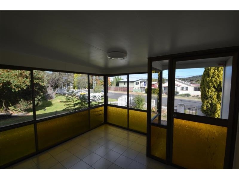 16 Wolfram Street, Stanthorpe QLD 4380