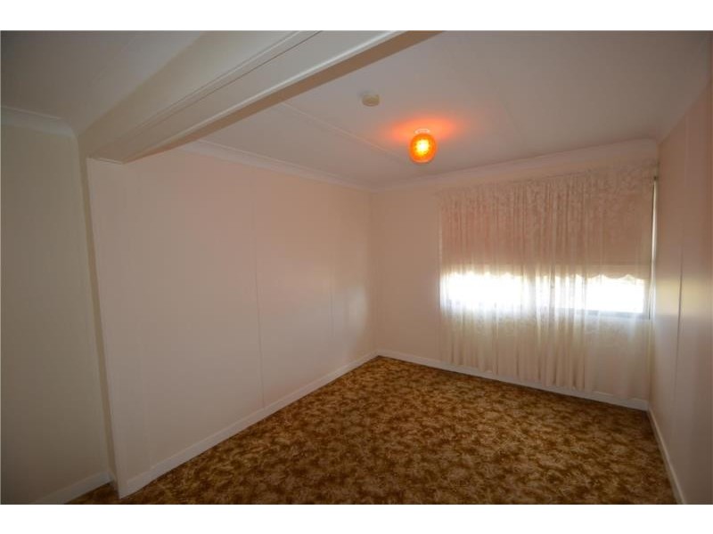 16 Wolfram Street, Stanthorpe QLD 4380