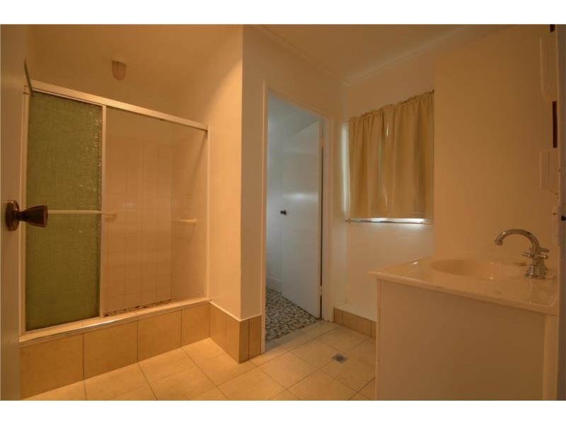 16 Wolfram Street, Stanthorpe QLD 4380