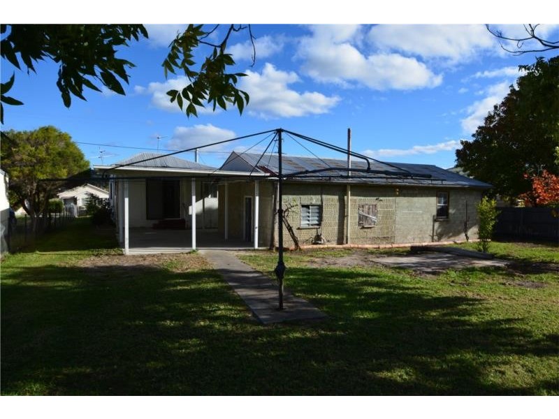 16 Wolfram Street, Stanthorpe QLD 4380