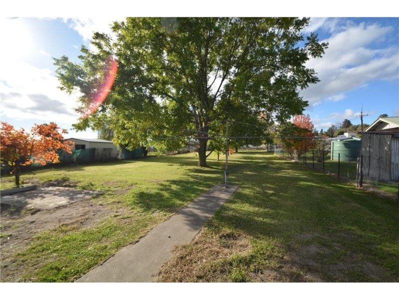 16 Wolfram Street, Stanthorpe QLD 4380