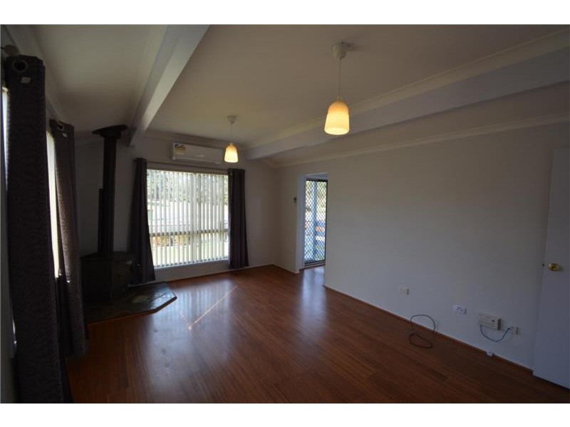 21 Forrest Street, Glen Aplin QLD 4381