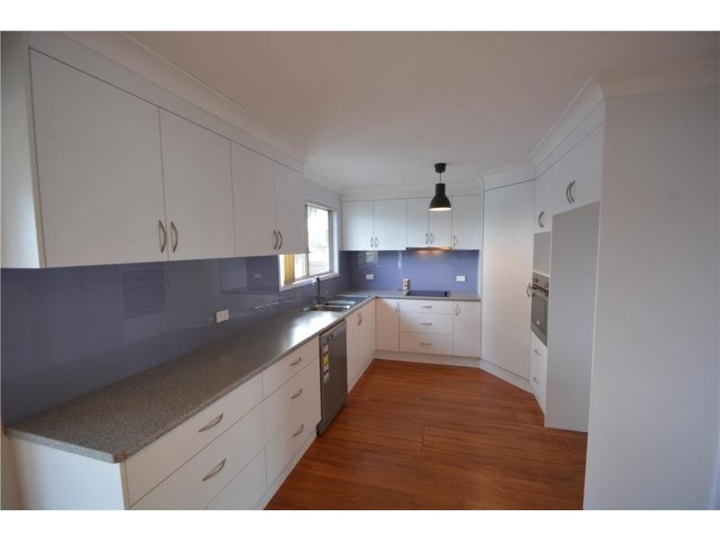 21 Forrest Street, Glen Aplin QLD 4381