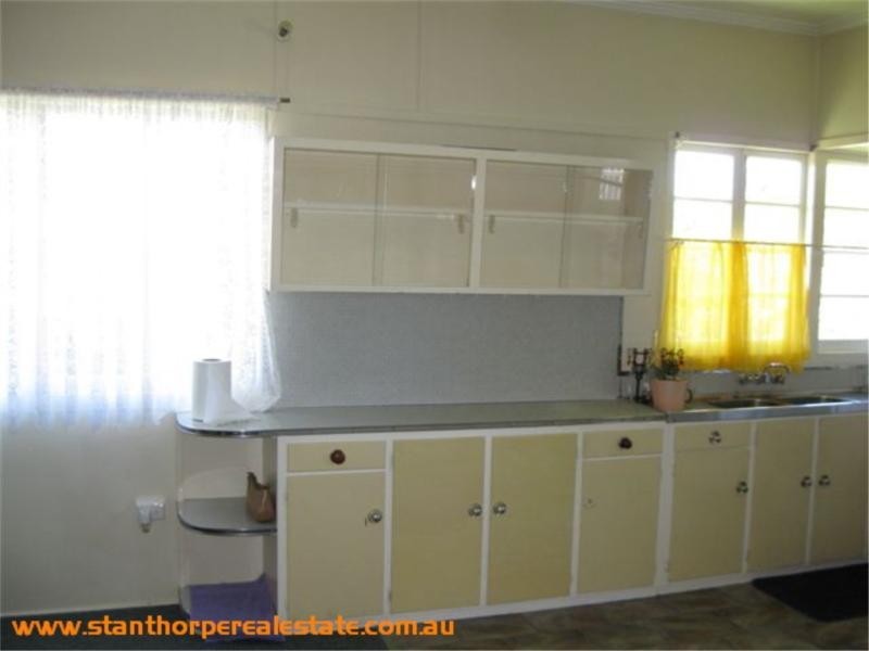 21 Thorpe Street, Stanthorpe QLD 4380