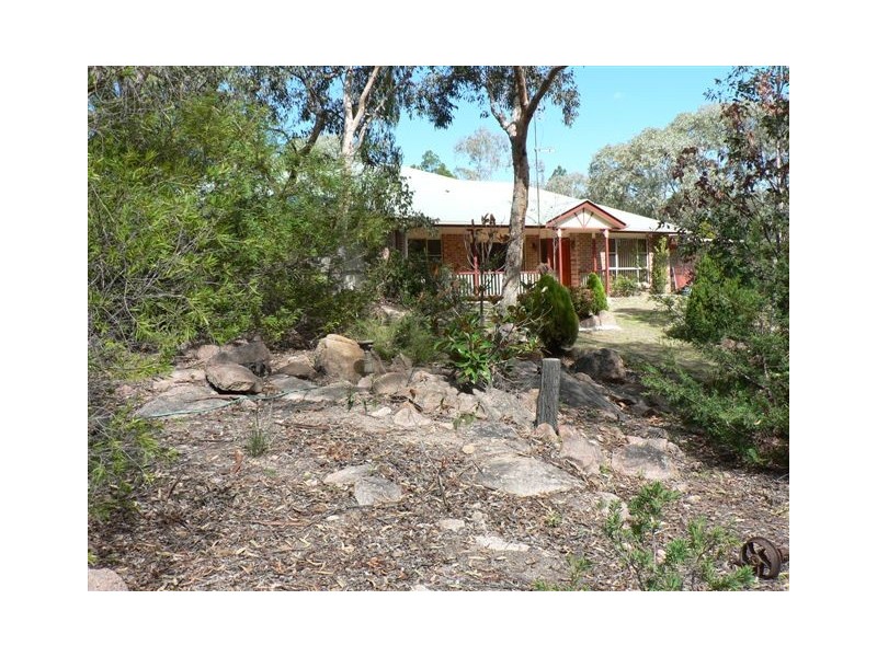 72 Watters Road, Ballandean QLD 4382