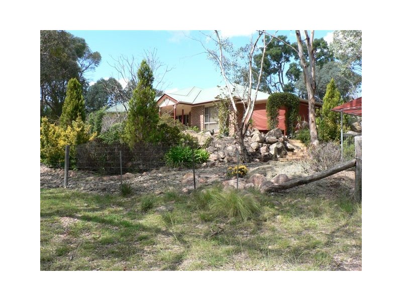 72 Watters Road, Ballandean QLD 4382