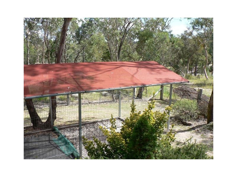 72 Watters Road, Ballandean QLD 4382