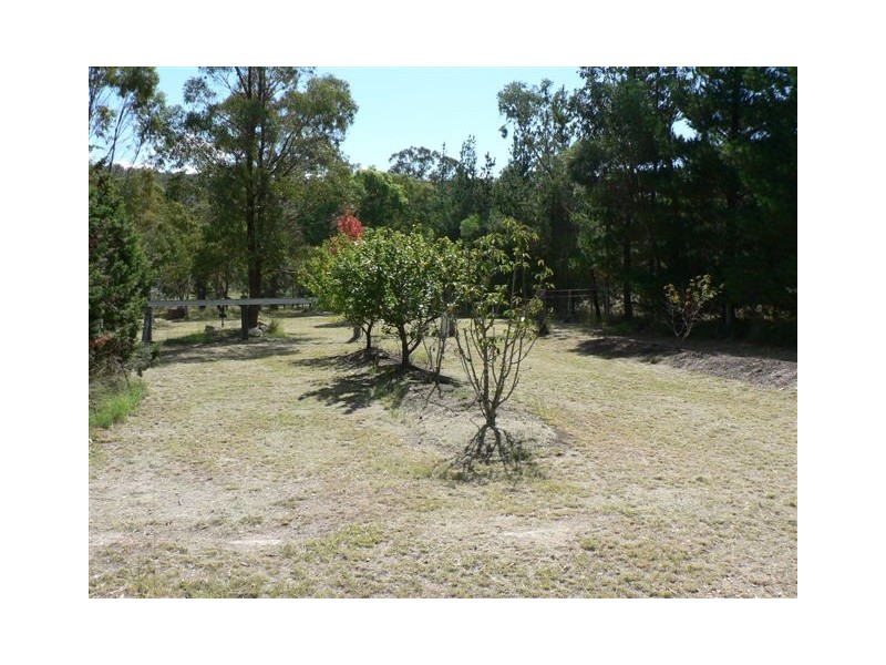 72 Watters Road, Ballandean QLD 4382