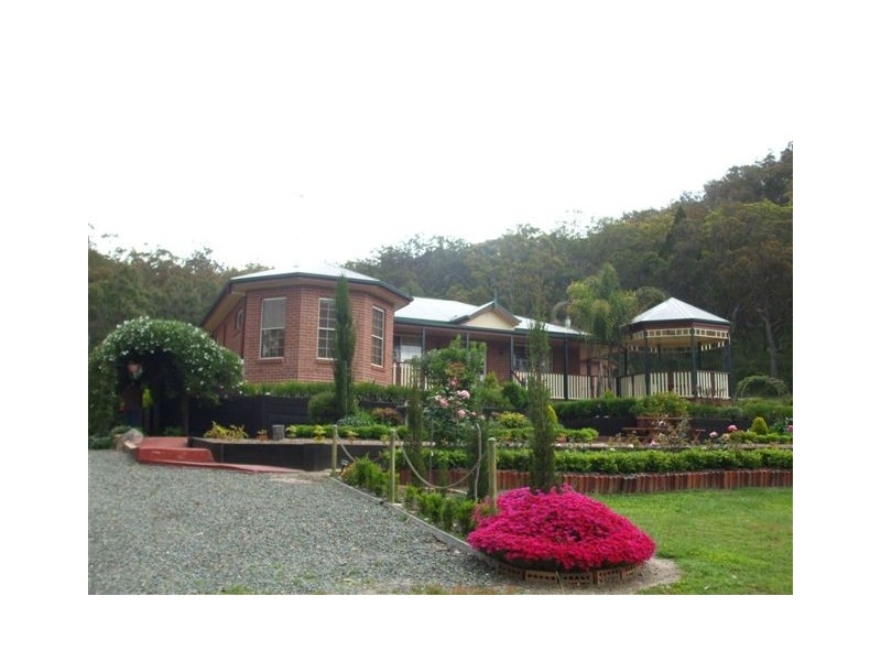 26168 New England Highway, Stanthorpe QLD 4380