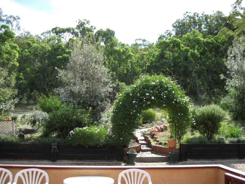 26168 New England Highway, Stanthorpe QLD 4380