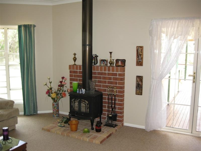 26168 New England Highway, Stanthorpe QLD 4380