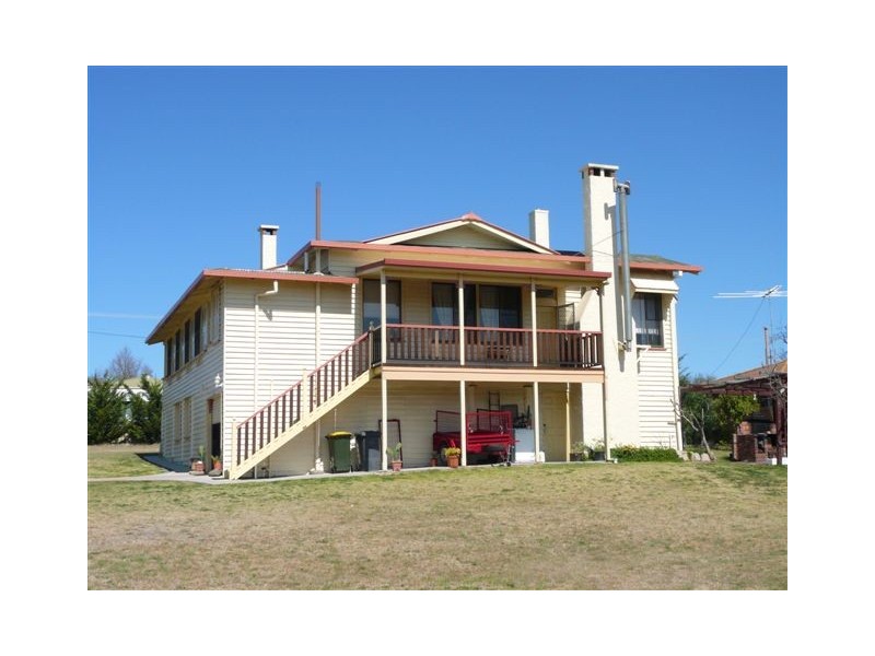 88 High Street, Stanthorpe QLD 4380