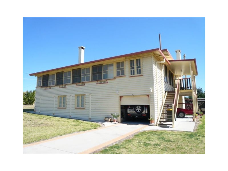 88 High Street, Stanthorpe QLD 4380