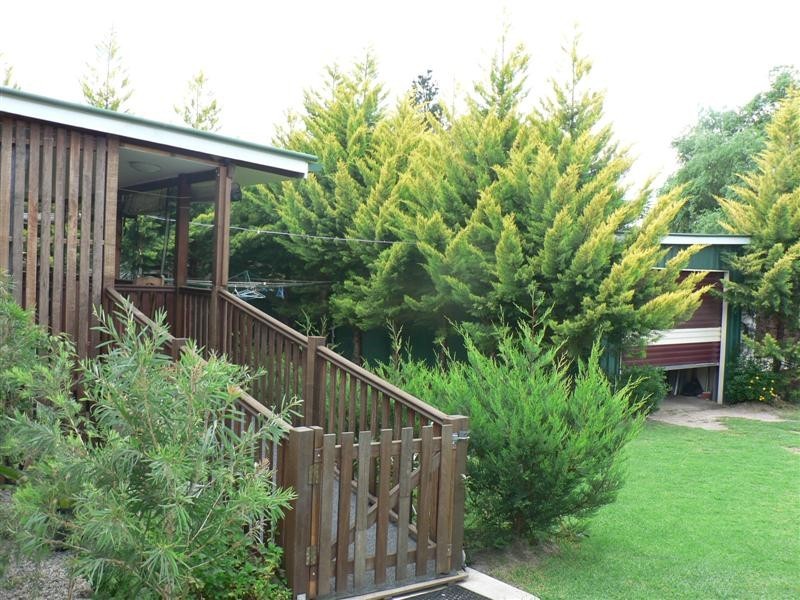 27 Denham Street, Stanthorpe QLD 4380