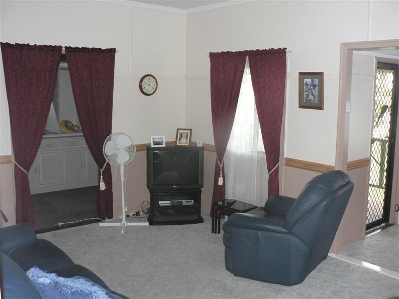 27 Denham Street, Stanthorpe QLD 4380