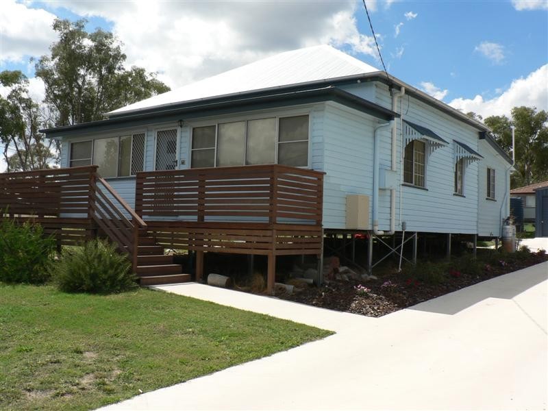 9 Glover Street, Stanthorpe QLD 4380