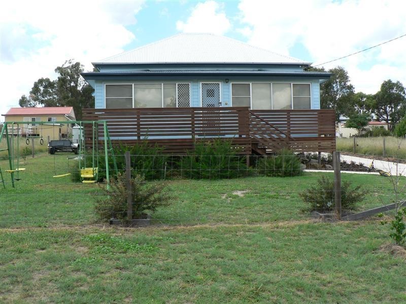 9 Glover Street, Stanthorpe QLD 4380