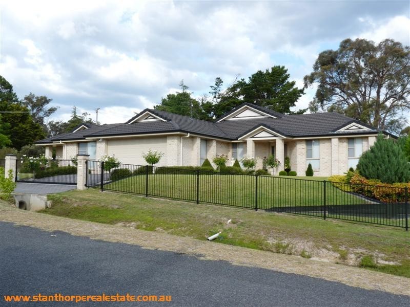 15 Anzac Street, Stanthorpe, Stanthorpe QLD 4380