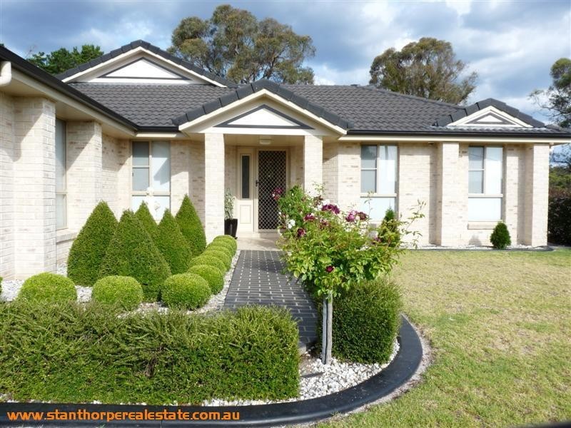 15 Anzac Street, Stanthorpe, Stanthorpe QLD 4380