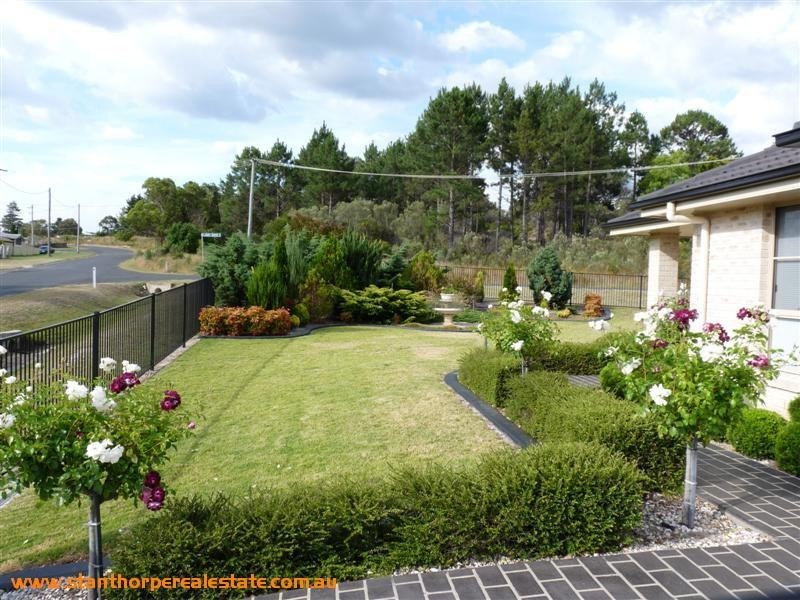 15 Anzac Street, Stanthorpe, Stanthorpe QLD 4380