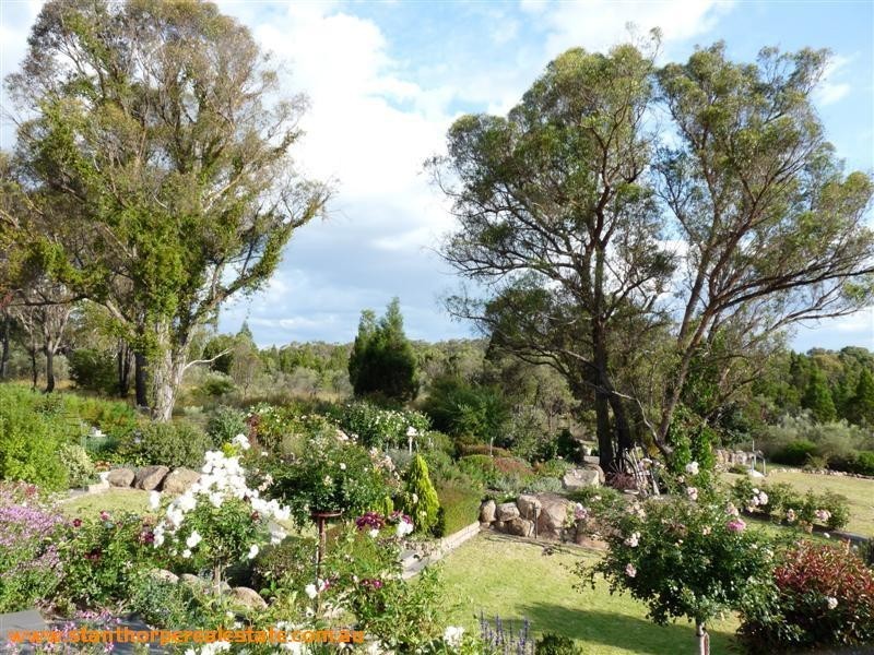 15 Anzac Street, Stanthorpe, Stanthorpe QLD 4380