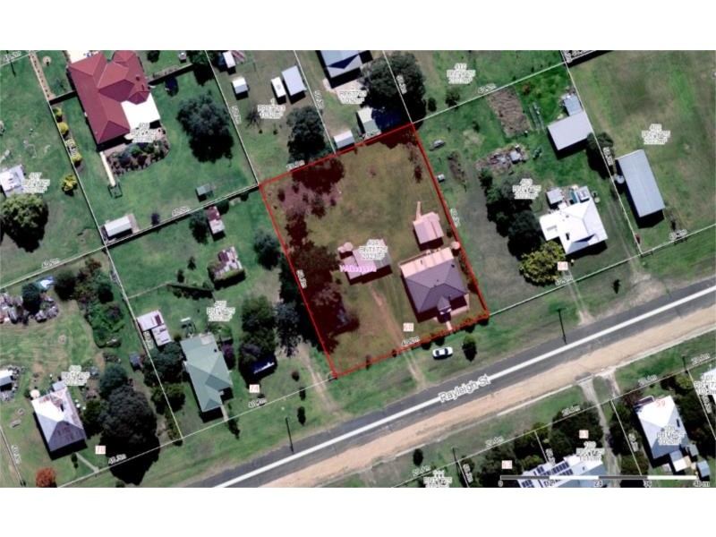 68 Rayleigh Street, Wallangarra QLD 4383