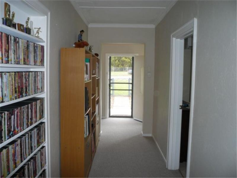 68 Rayleigh Street, Wallangarra QLD 4383