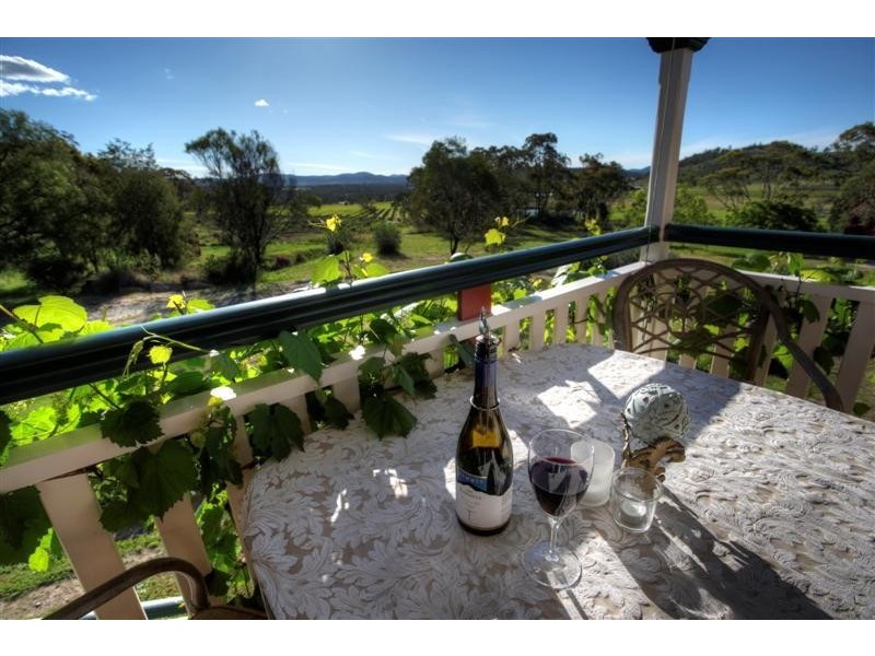 79 Rees Road, Ballandean QLD 4382