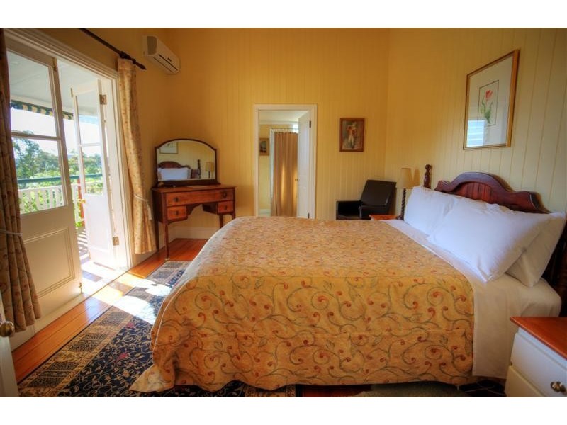 79 Rees Road, Ballandean QLD 4382