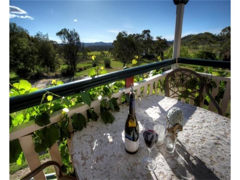 79 Rees Road, Ballandean QLD 4382