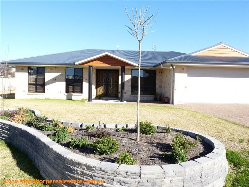 25A Harris Street, Stanthorpe QLD 4380