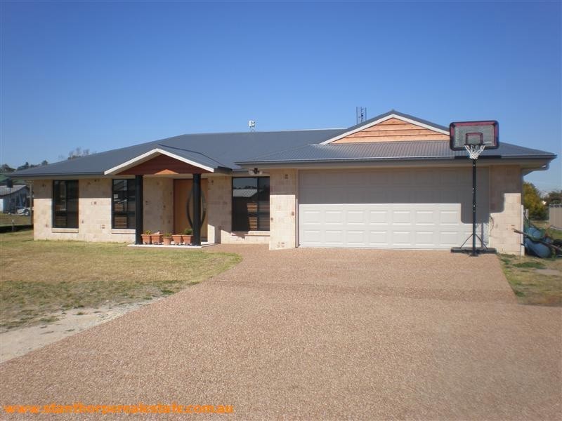 25A Harris Street, Stanthorpe QLD 4380