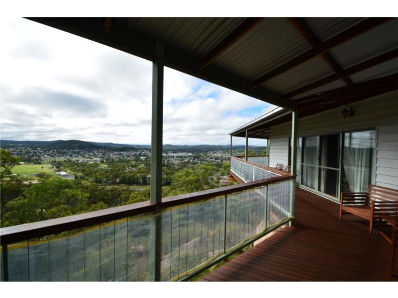 26172 New England Highway, Stanthorpe QLD 4380