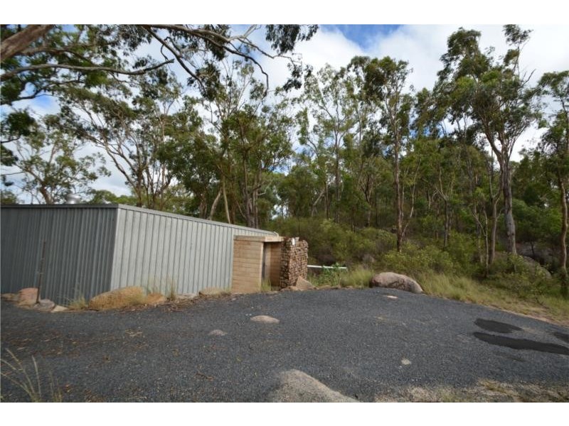 26172 New England Highway, Stanthorpe QLD 4380