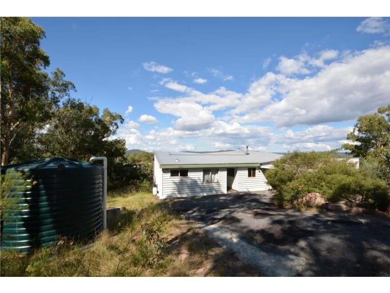 26172 New England Highway, Stanthorpe QLD 4380