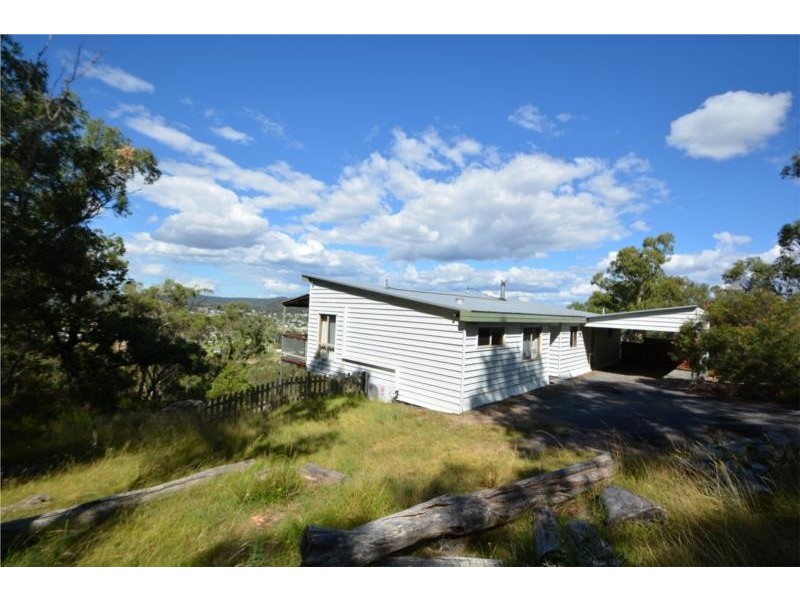 26172 New England Highway, Stanthorpe QLD 4380