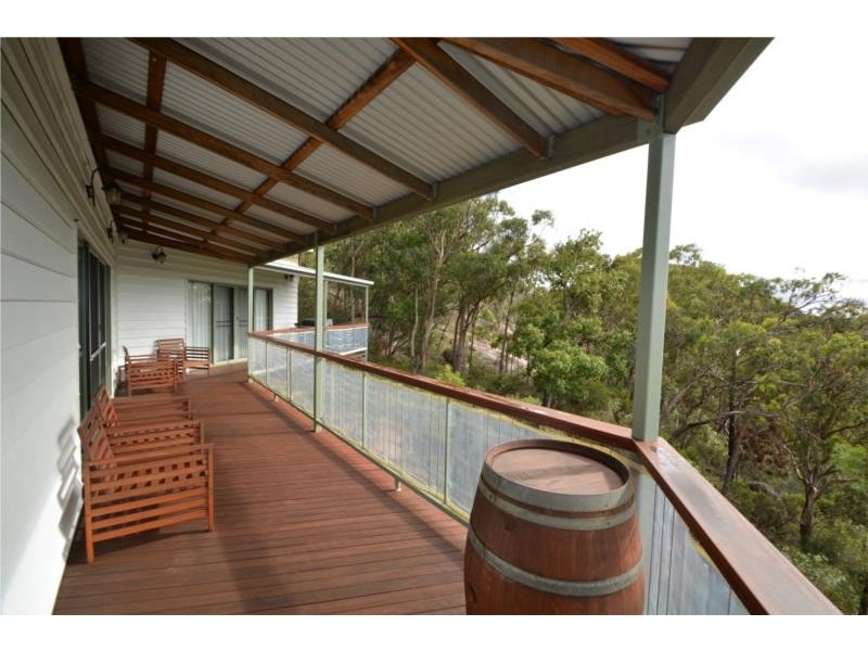 26172 New England Highway, Stanthorpe QLD 4380
