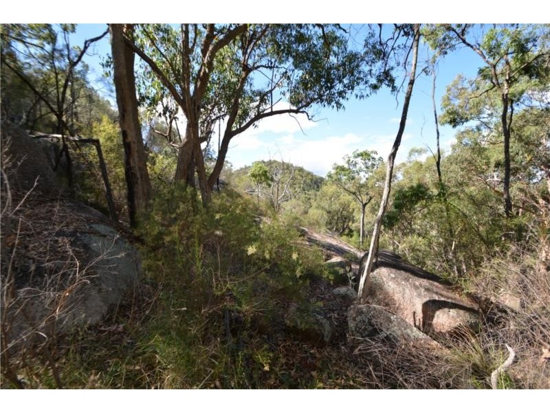 26172 New England Highway, Stanthorpe QLD 4380