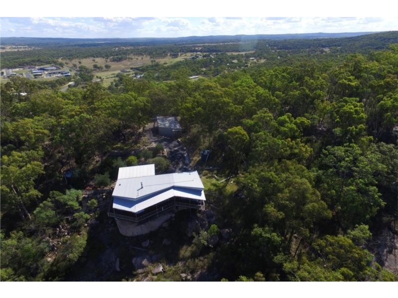 26172 New England Highway, Stanthorpe QLD 4380