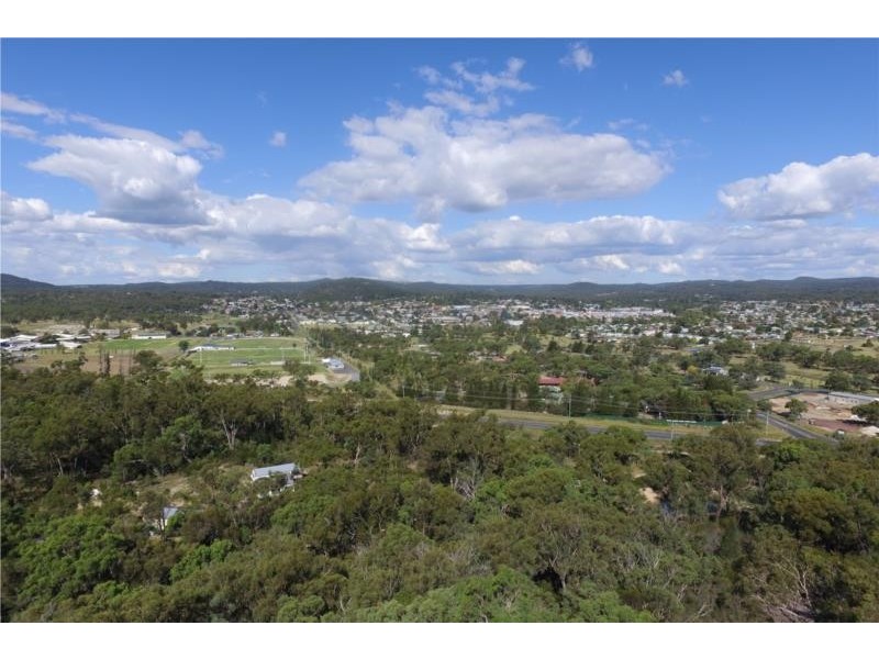 26172 New England Highway, Stanthorpe QLD 4380