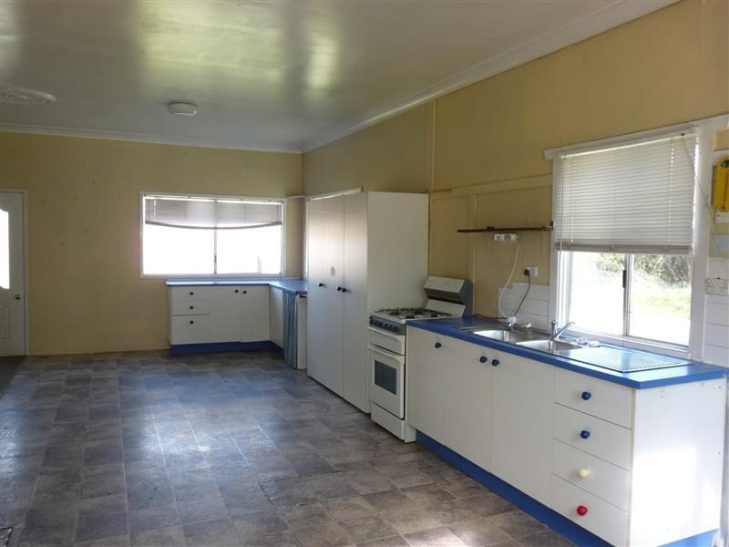 110 Spring Creek Road, Stanthorpe QLD 4380