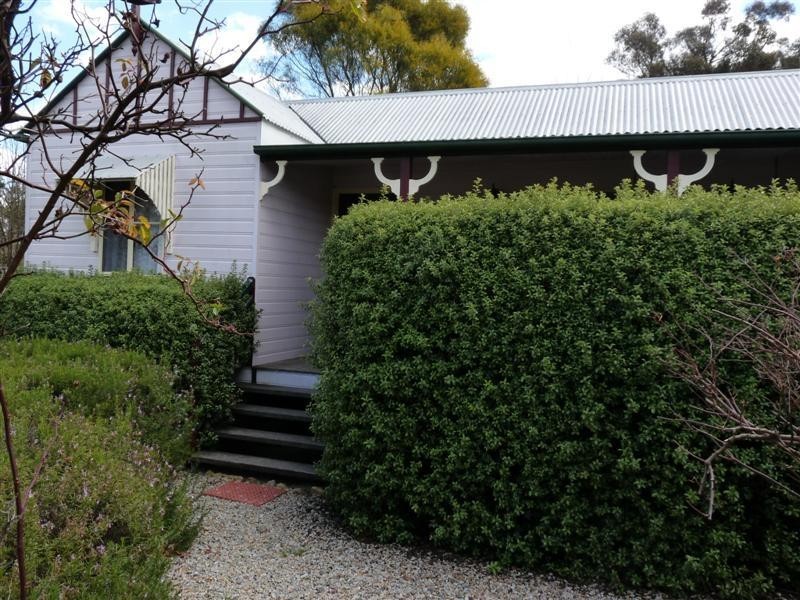 66 Wallangarra Road, Stanthorpe QLD 4380