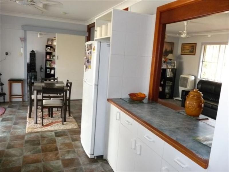 10 Pierpoint Street, Stanthorpe QLD 4380