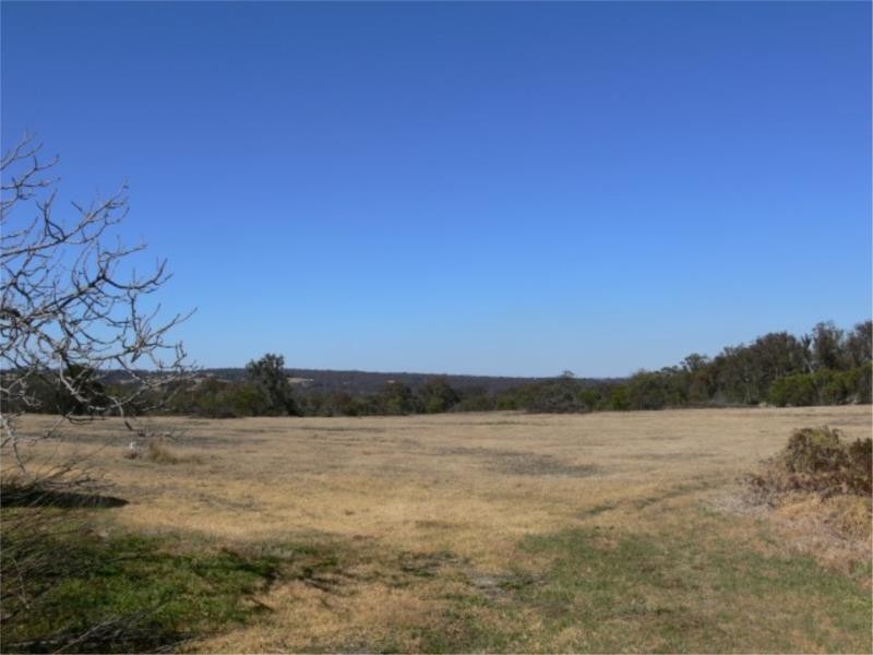 83 Perry Lane, Stanthorpe QLD 4380