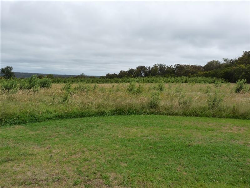 83 Perry Lane, Stanthorpe QLD 4380