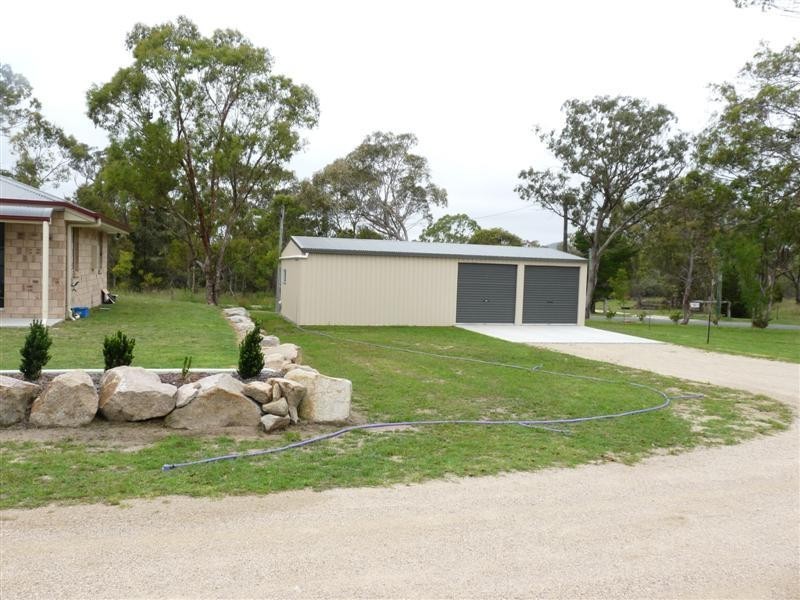 5 Kingston Road, Stanthorpe QLD 4380