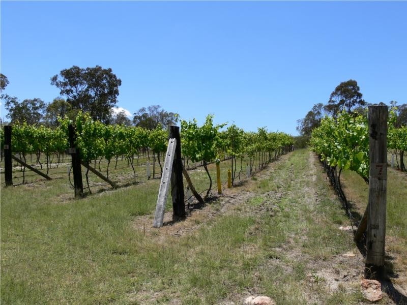 368 Townsend Road, Stanthorpe QLD 4380